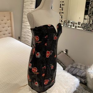 Gorgeous designer summer dress!